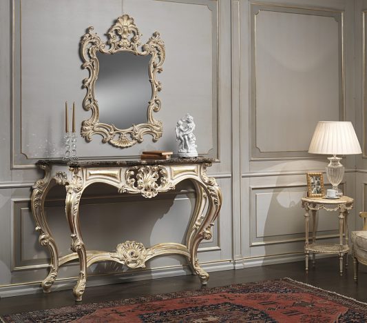 Classic luxury entrance furniture